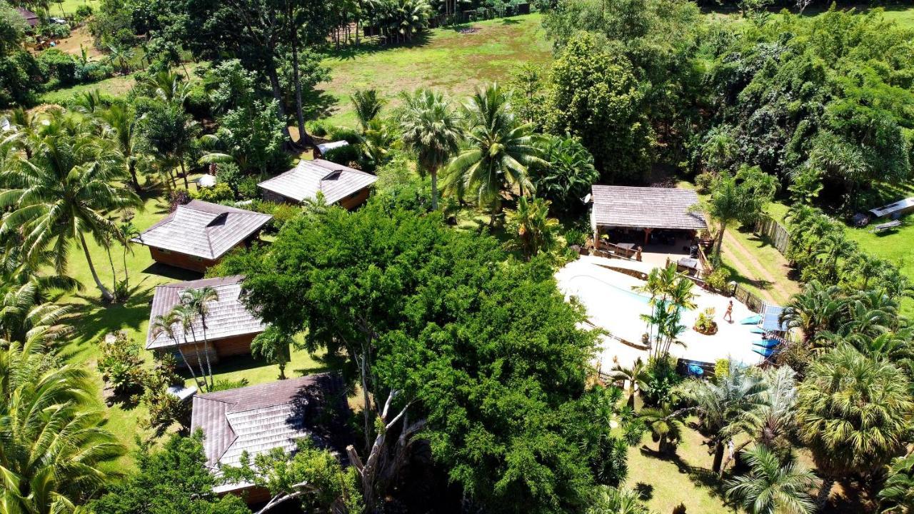 Eco Lodge Village Temanoha Paopao Eksteriør bilde